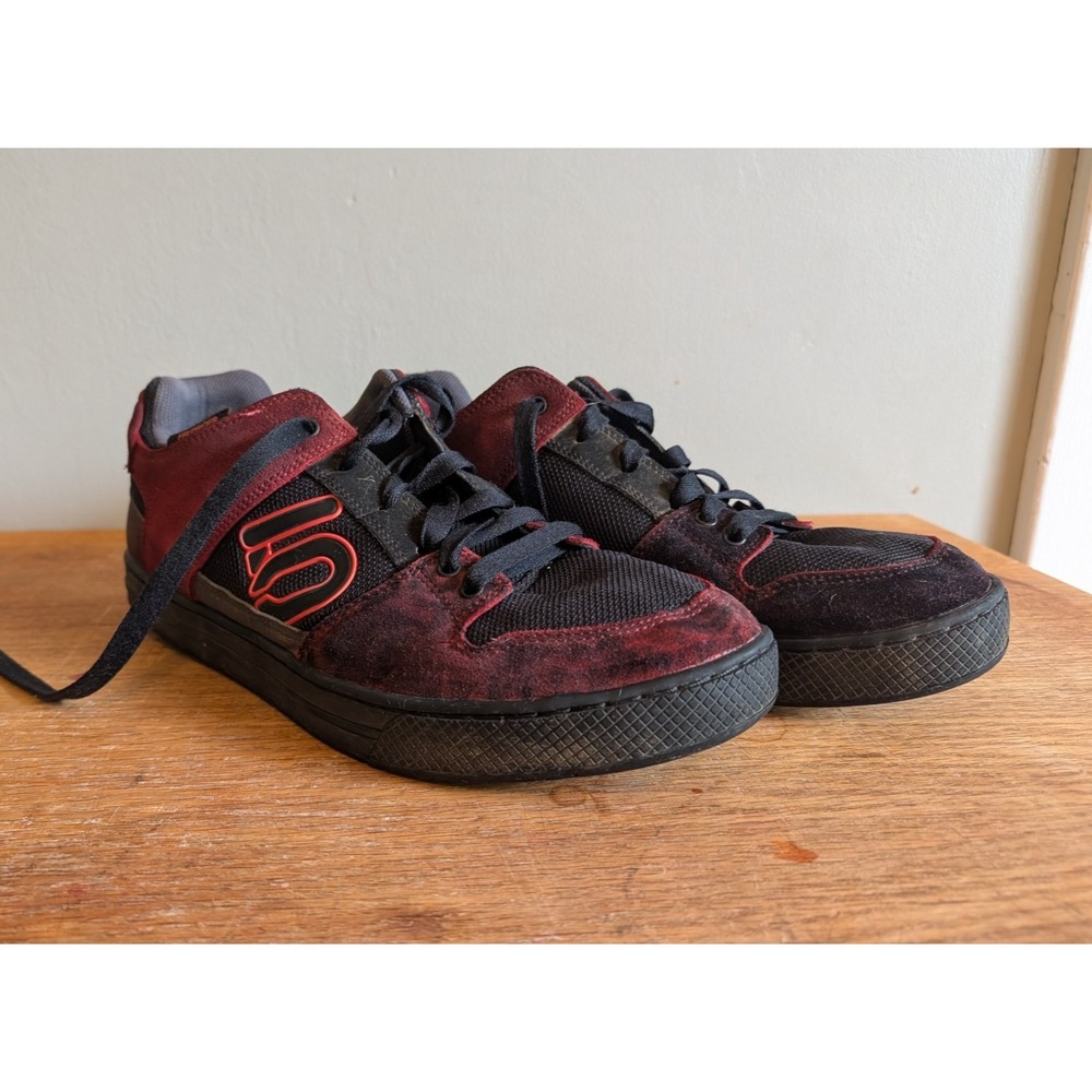 Five Ten Freerider Mountain Bike Shoes Red Black Suede Men's 13 Stealth Outsole